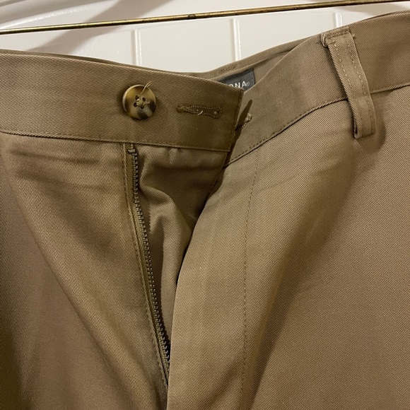 Merona Men’s Khaki Flat Front Pants - Picture 4 of 6
